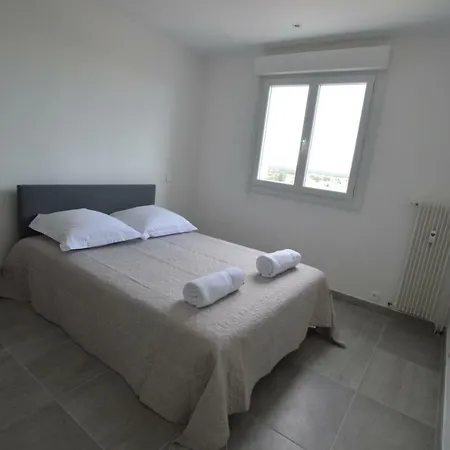 Apartment Skyview Center Appart 53_10, Parking, Clim Nimes